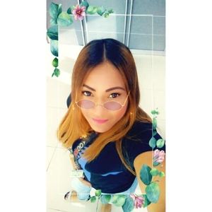 Meet your Posher, Ana ballana